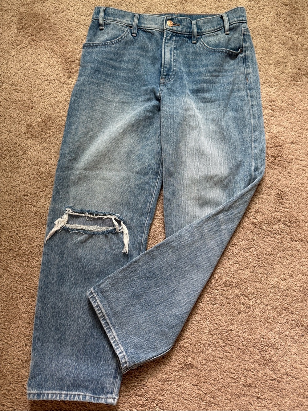 Express Women's Light Blue Distressed Ankle Jeans